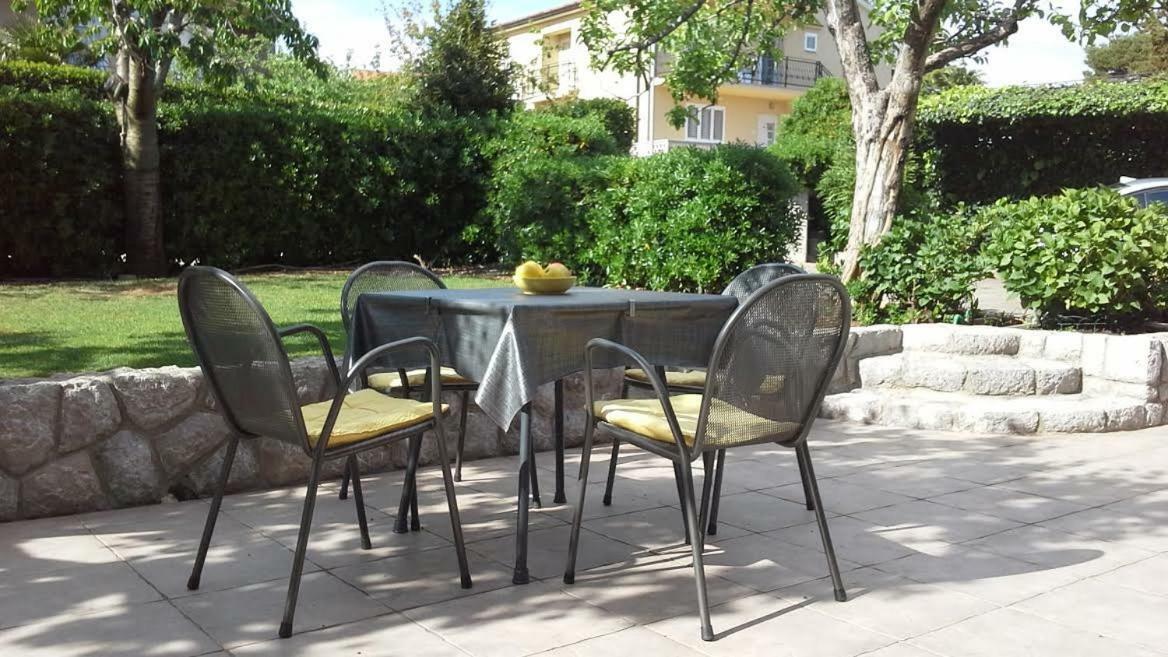Sobe Tonica Hotell Krk Town Exteriör bild