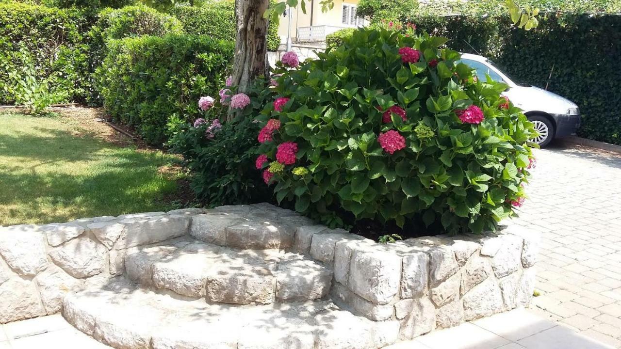 Sobe Tonica Hotell Krk Town Exteriör bild